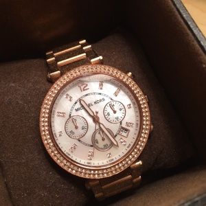 Michael Kors rose gold watch