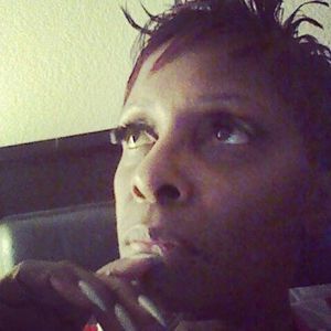 Meet your Posher, Cassandra