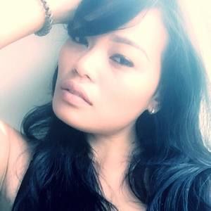 Meet your Posher, Joanna ester