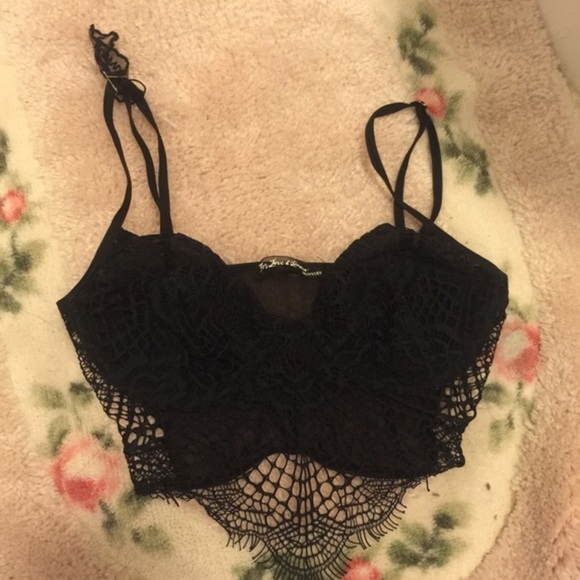 Bat your lashes skivvies
