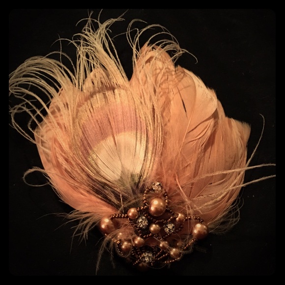 Peacock feather hair clip