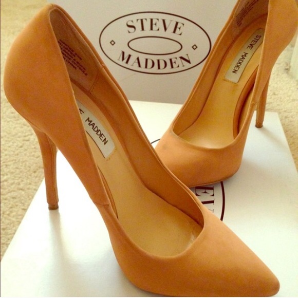 Steve Madden Ignite Blush