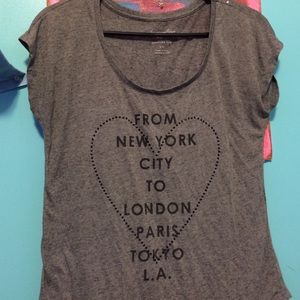 American Eagle graphic tee