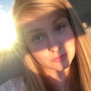 Meet your Posher, Claire