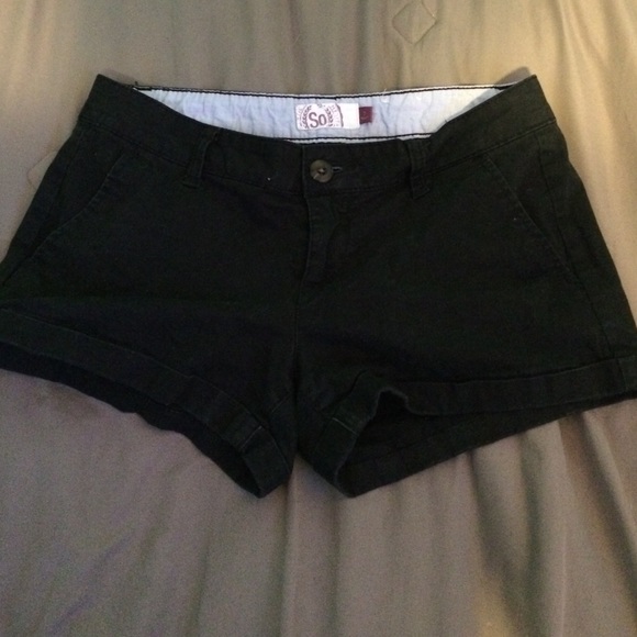 Black jean shorts - Picture 1 of 3