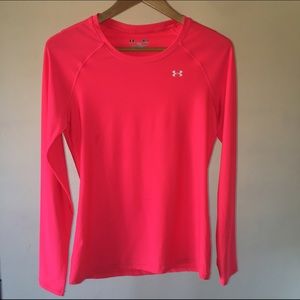 FLASH SALE Fitted Under Armour