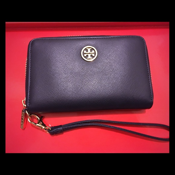 Navy blue Tory burch wristlet