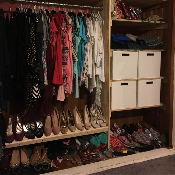 Meet your Posher, Erika - Picture 2 of 2