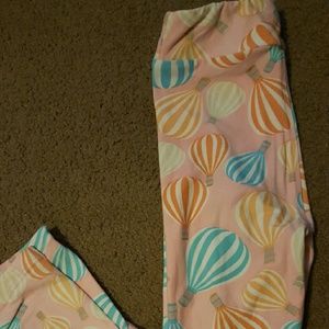Lularoe KIDS L/XL leggings Hot Air Balloons!