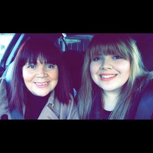 Meet your Posher, Monica