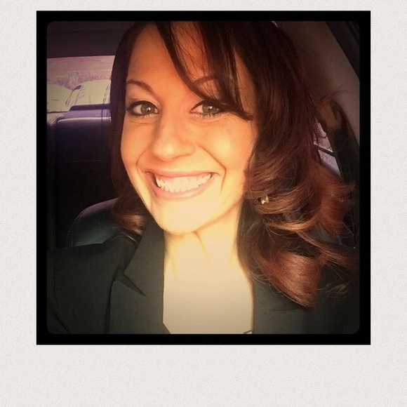 Awesome 10% sale and accepting offers‼️ - Picture 3 of 4