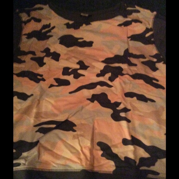 Camo sweatshirt