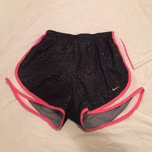 Nike Dri-Fit Tempo Shorts Medium