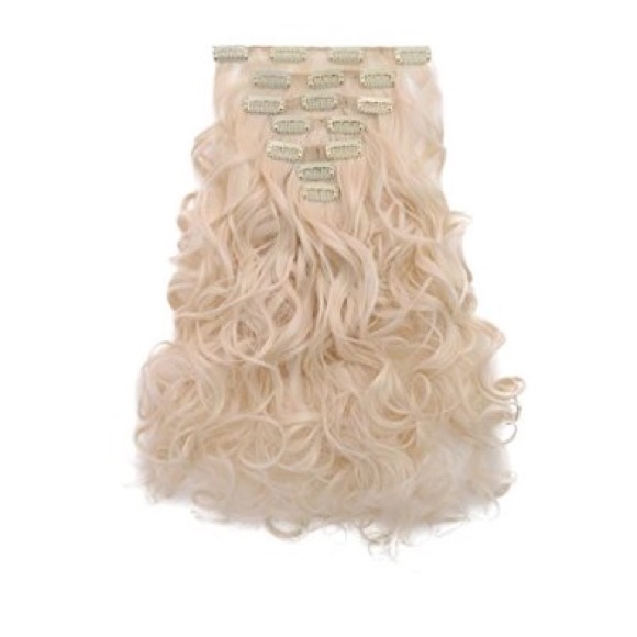 Platinum Blonde 7 Clip on full head extension 😘