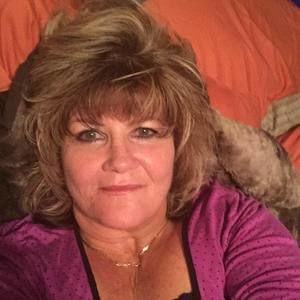 Meet your Posher, Deborah