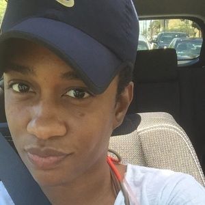 Meet your Posher, Cari