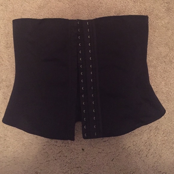 Waist trainer