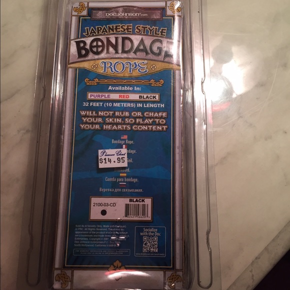 Bondage Book plus Role - Picture 2 of 4