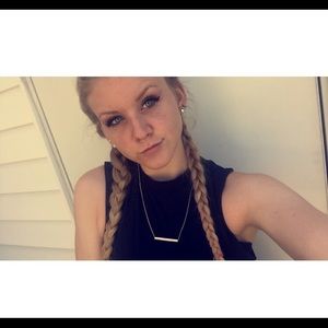 Meet your Posher, Savannah