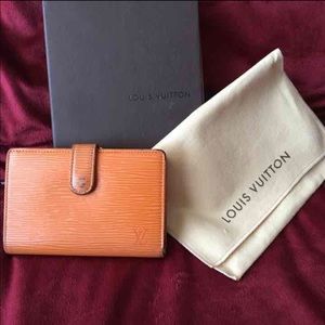 **flash sale**LV Epi Leather wallet