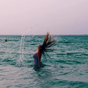 Meet your Posher, Justine