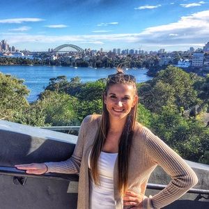 Meet your Posher, Paige