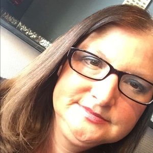 Meet your Posher, Tonya