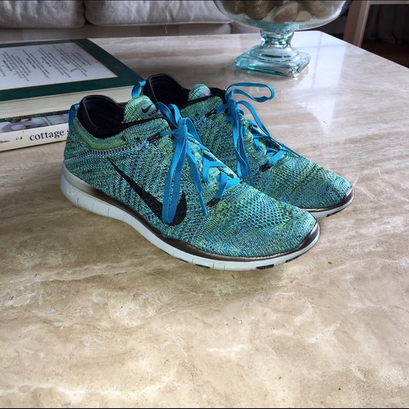 Nike Shoes - 🎀SOLD🎀 Blue Flyknit Nike Free 5.0