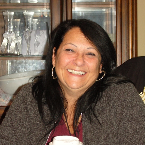 Meet your Posher, Zahira