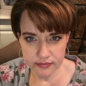 Meet your Posher, Caren