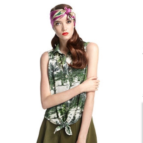 Bar III Sleeveless Palm Tree Print Top - Picture 1 of 2