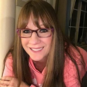 Meet your Posher, Debra