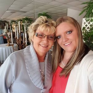 Meet your Posher, Connie