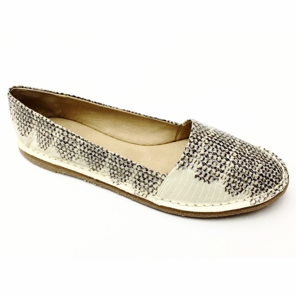 Lucky Brand Boho Chic Bernice Nubuck Leather Flats
