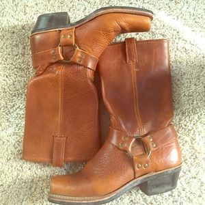 GIFT- NEVER WEAR THEM!