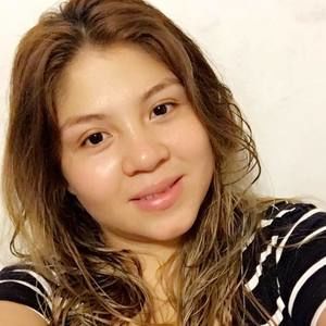 Meet your Posher, Cinthia