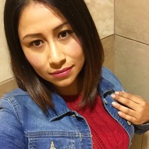 Meet your Posher, Yessica