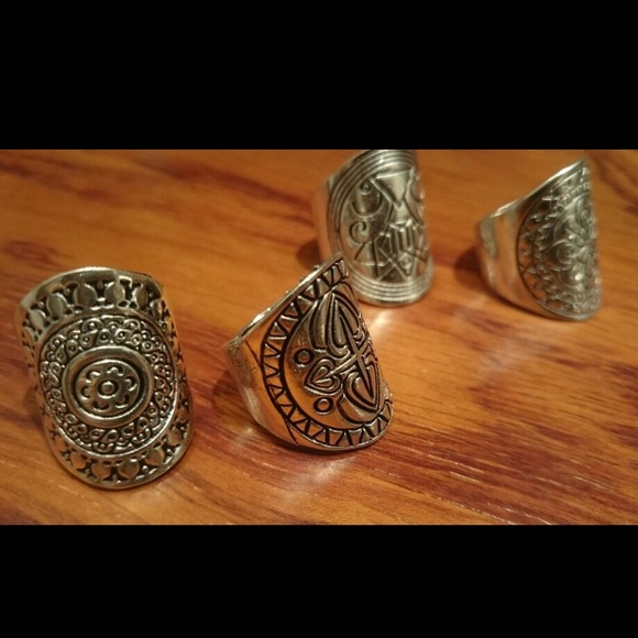 BEAUTIFUL Ancient Silver Bohemian Style 4pc Rings - Picture 2 of 4