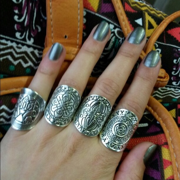 BEAUTIFUL Ancient Silver Bohemian Style 4pc Rings - Picture 3 of 4