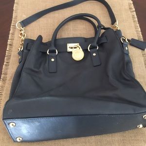 Michael Kors handbag/navy