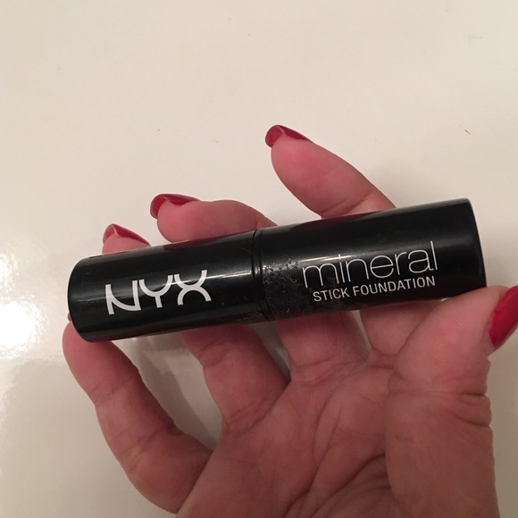 Nyx stick foundation. Golden beige
