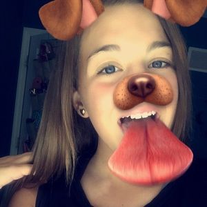 Meet your Posher, Belle