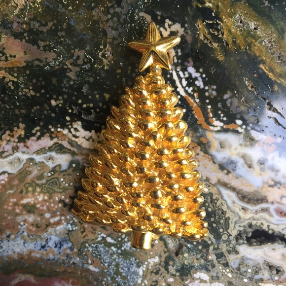 Large gold Christmas tree brooch pin Xmas
