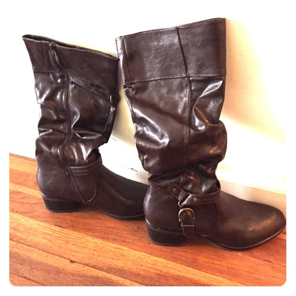 Women's White Mountain Ditty - Faux Leather Brown