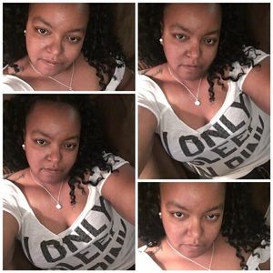 Meet your Posher, Tara