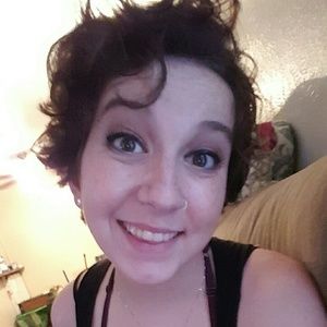 Meet your Posher, Cierra