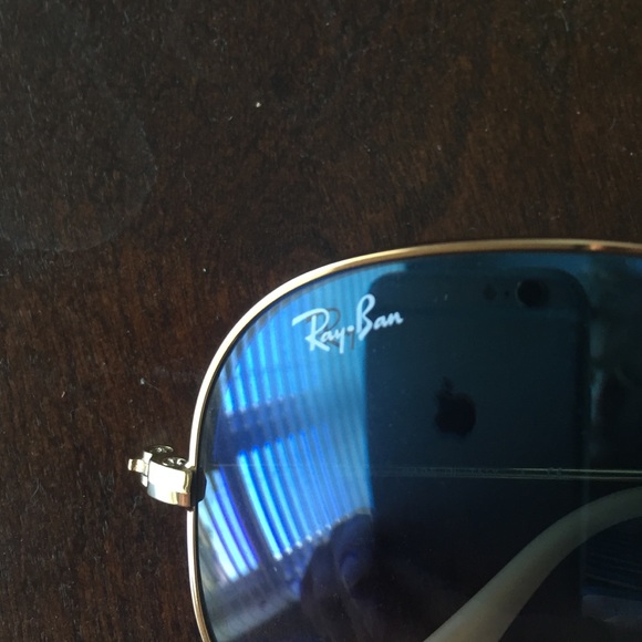 Aviator Style Women's Ray-Ban Sunglasses - Picture 4 of 4