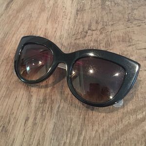 ett:twa Anthropologie archetype sunglasses
