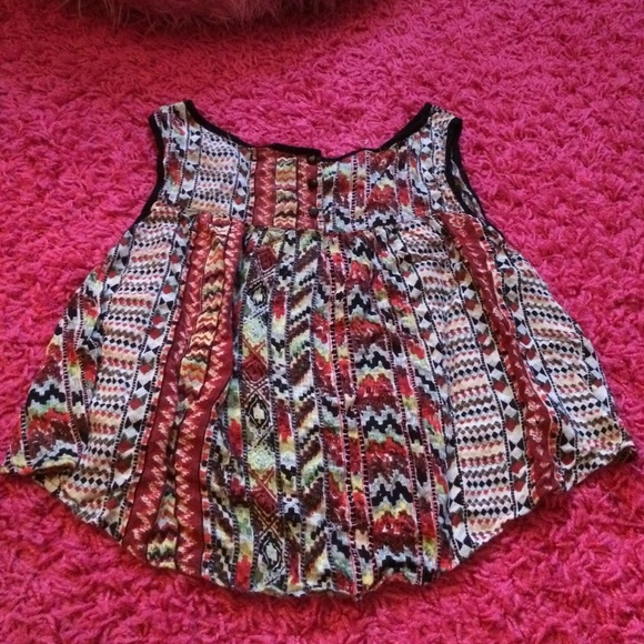 Top - Picture 2 of 2