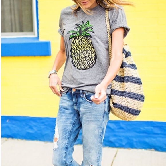 |PM_E & HP| 🆕GREY PINEAPPLE T SHIRT - Picture 2 of 4